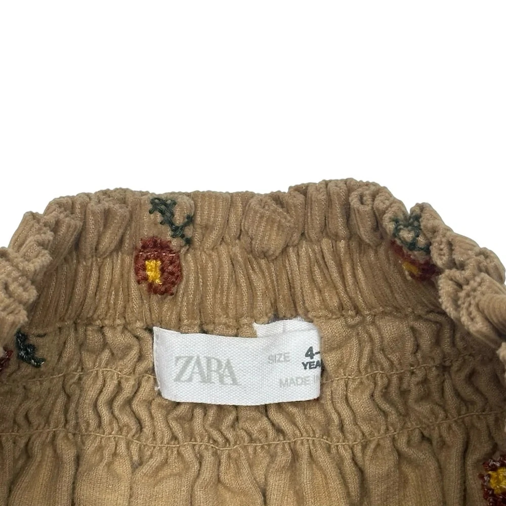 Zara‎ Embroidered Flowers Cord Skirt